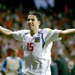   Euro04   | : Reuters